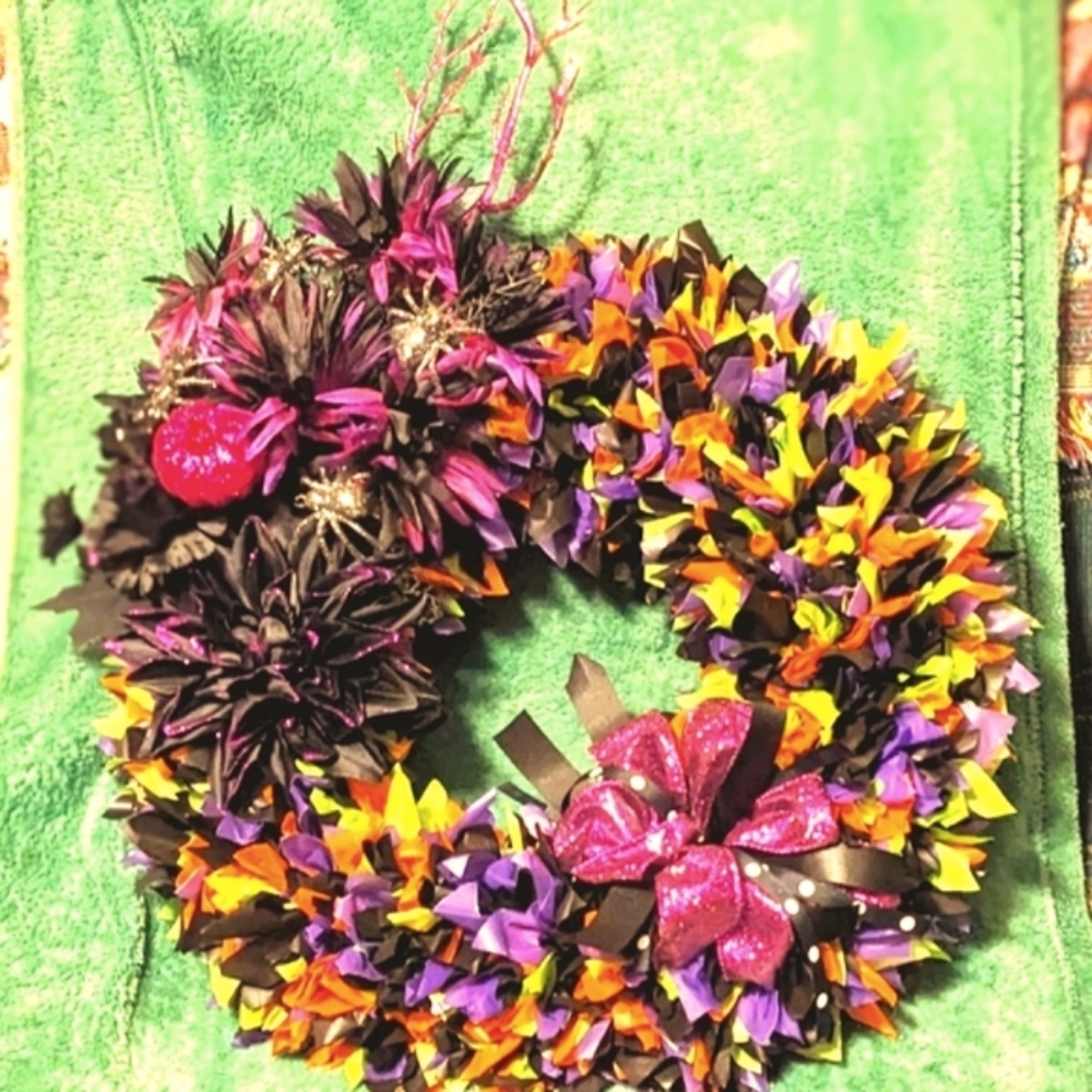 Halloween wreath hand made